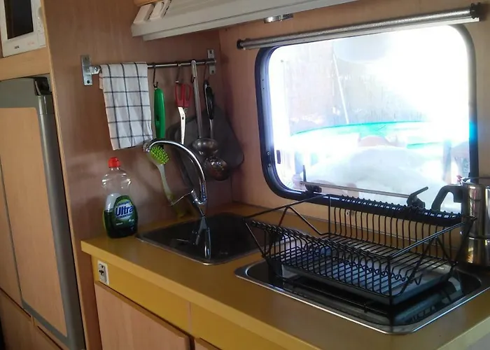 Camping Caravana En Oasis Privado *